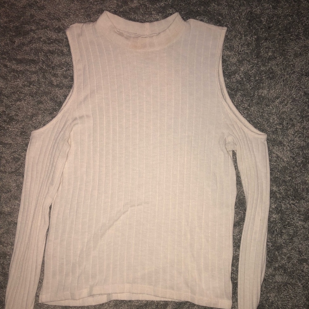 Never worn cold shoulder American Eagle shirt